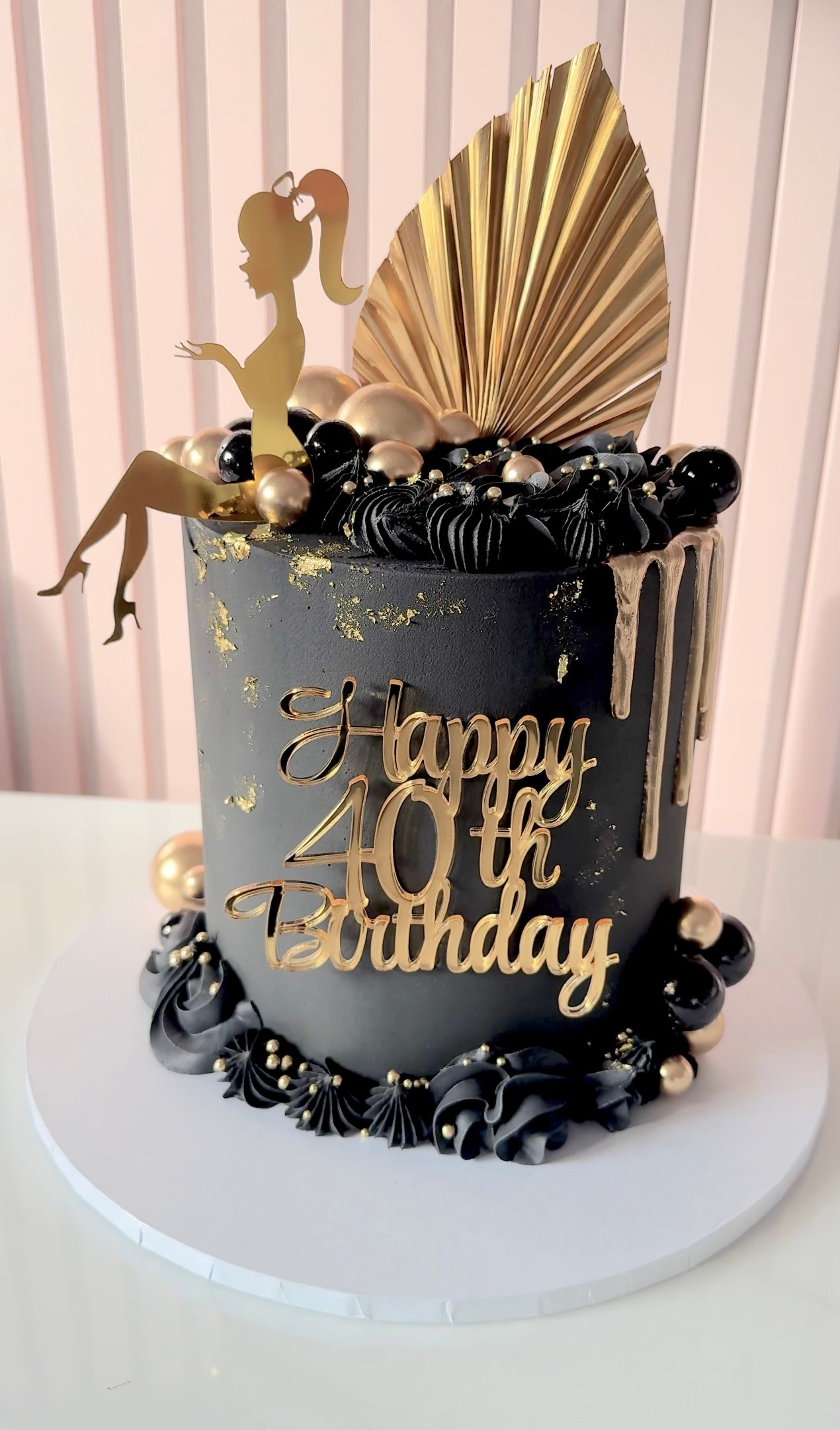 Black & Gold Glam Cake