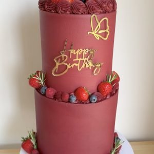 Red Berry Elegance Cake