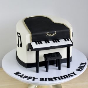 Grand Piano Cake