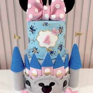 Minnie Mouse Cake V1