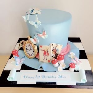 Alice in Wonderland Cake V1