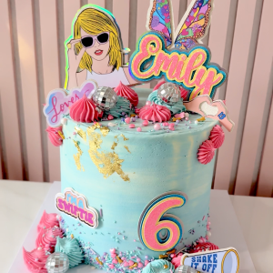 Taylor Swift Cake V1