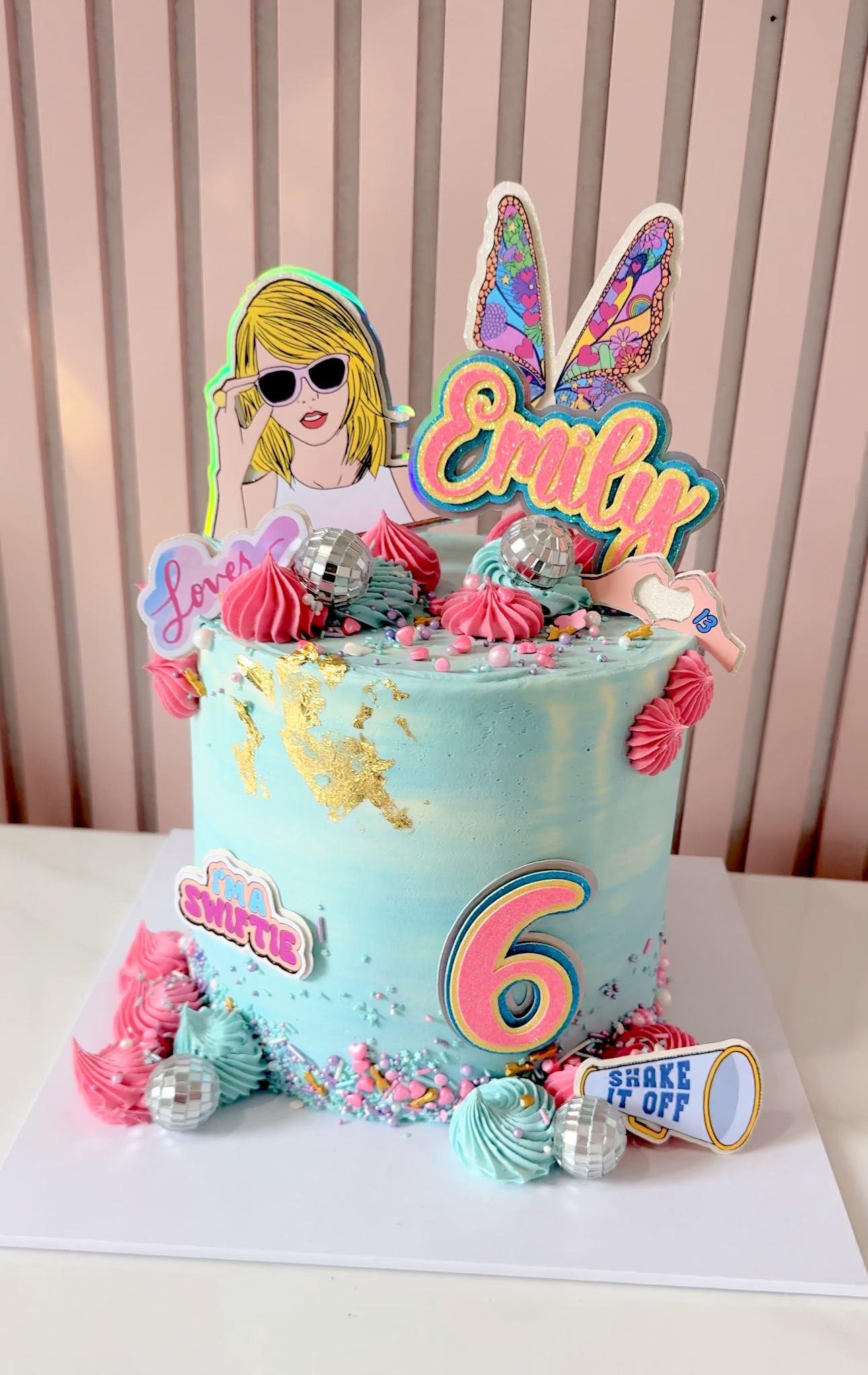 Taylor Swift Cake V1