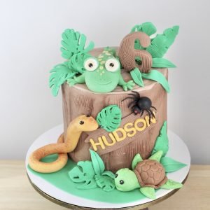 Woodland Creatures Cake V1