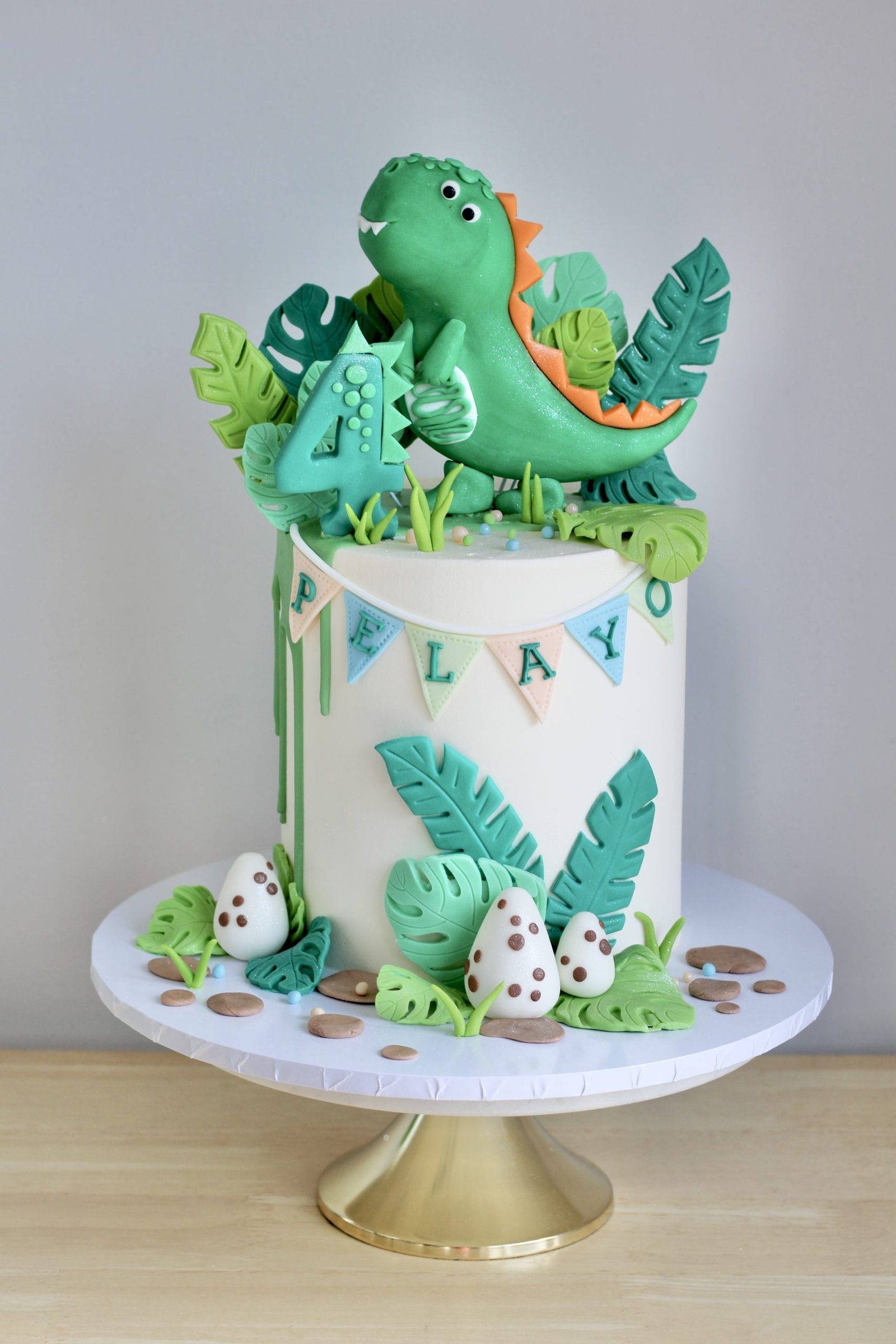 Dinosaur Cake V1