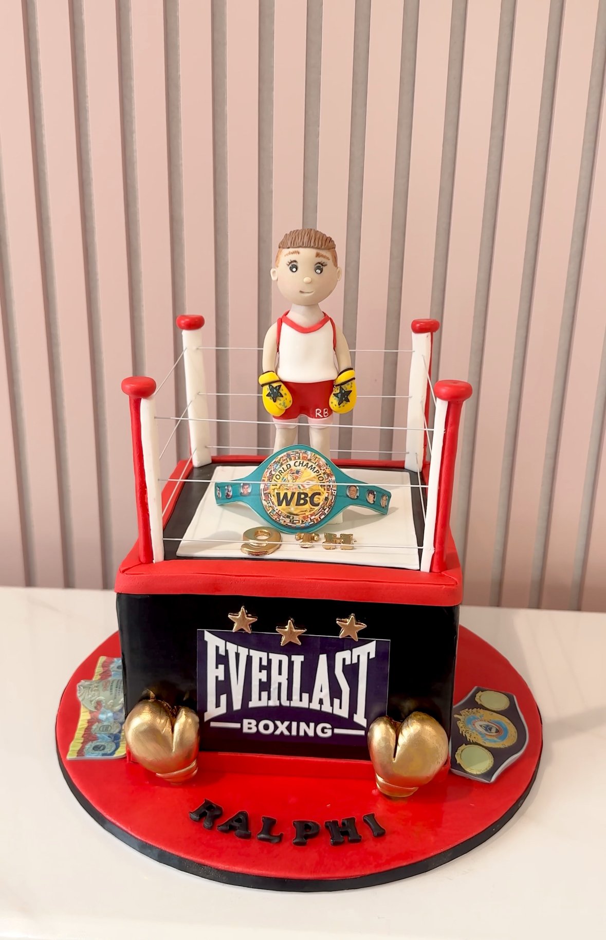 Boxing Champion Cake V1