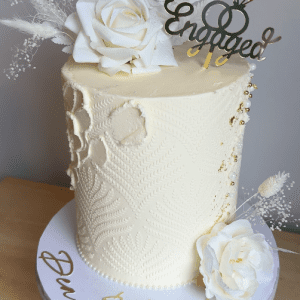 Engagement Cake V2