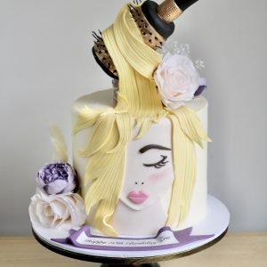 Hairstylists Glamour Cake