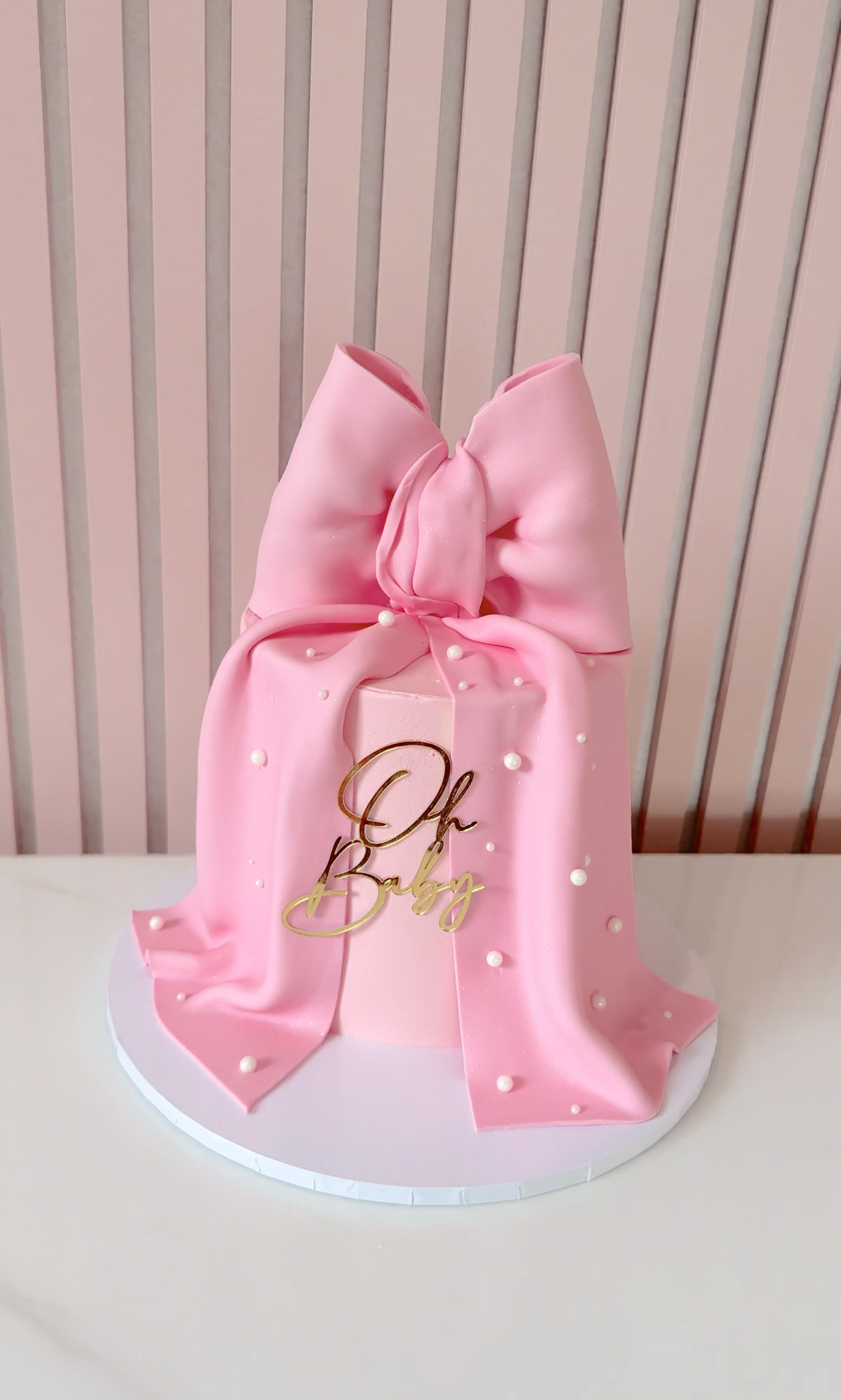 Baby Shower Cake V10