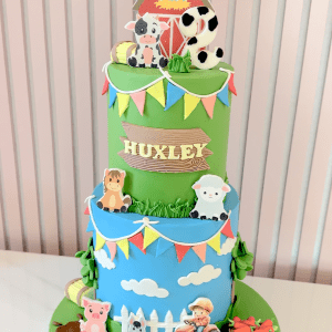Farmyard Fun Cake V1