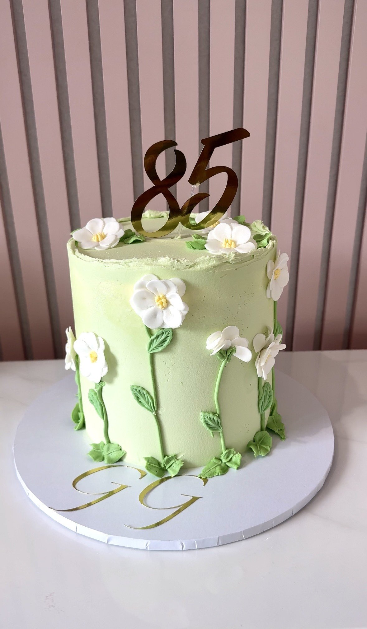 Elegant Flower Cake