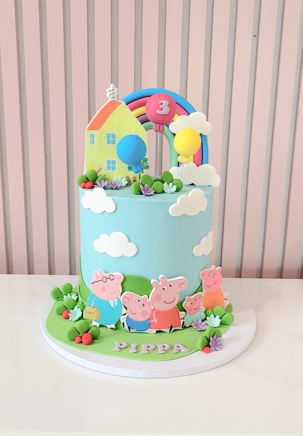 Peppa Pig Cake V05