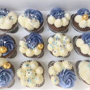 Blue & Ivory Cupcakes