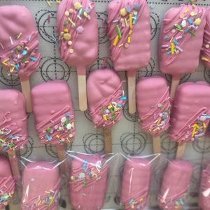 Pink Sprinkle Cakesicles