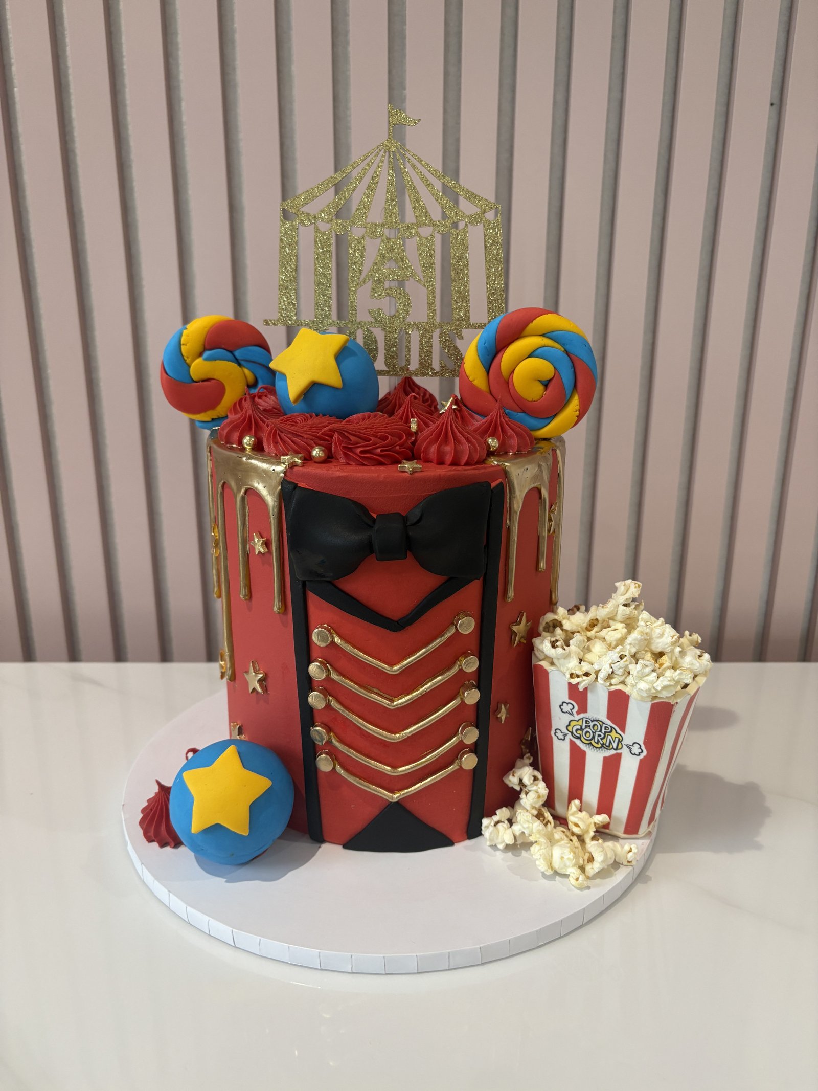The Greatest Showman Cake