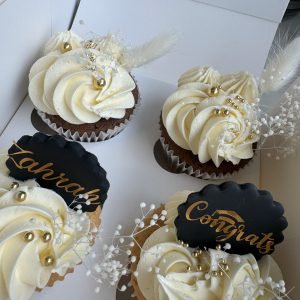 Black & Gold Cupcakes V3