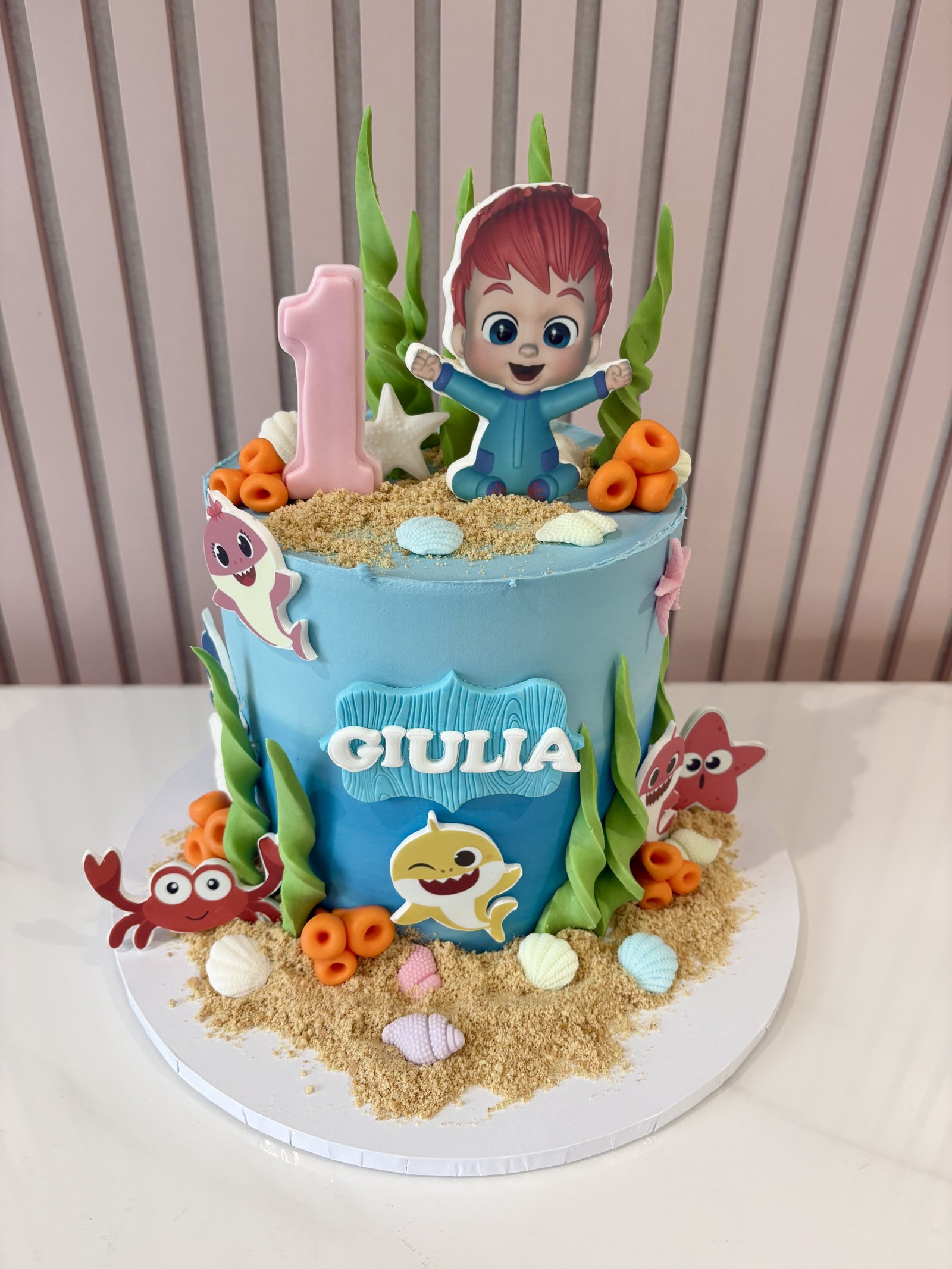 Baby Shark & Bebefinn Cake V1