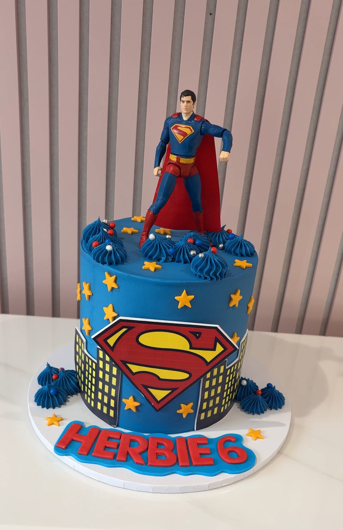 Superman Cake