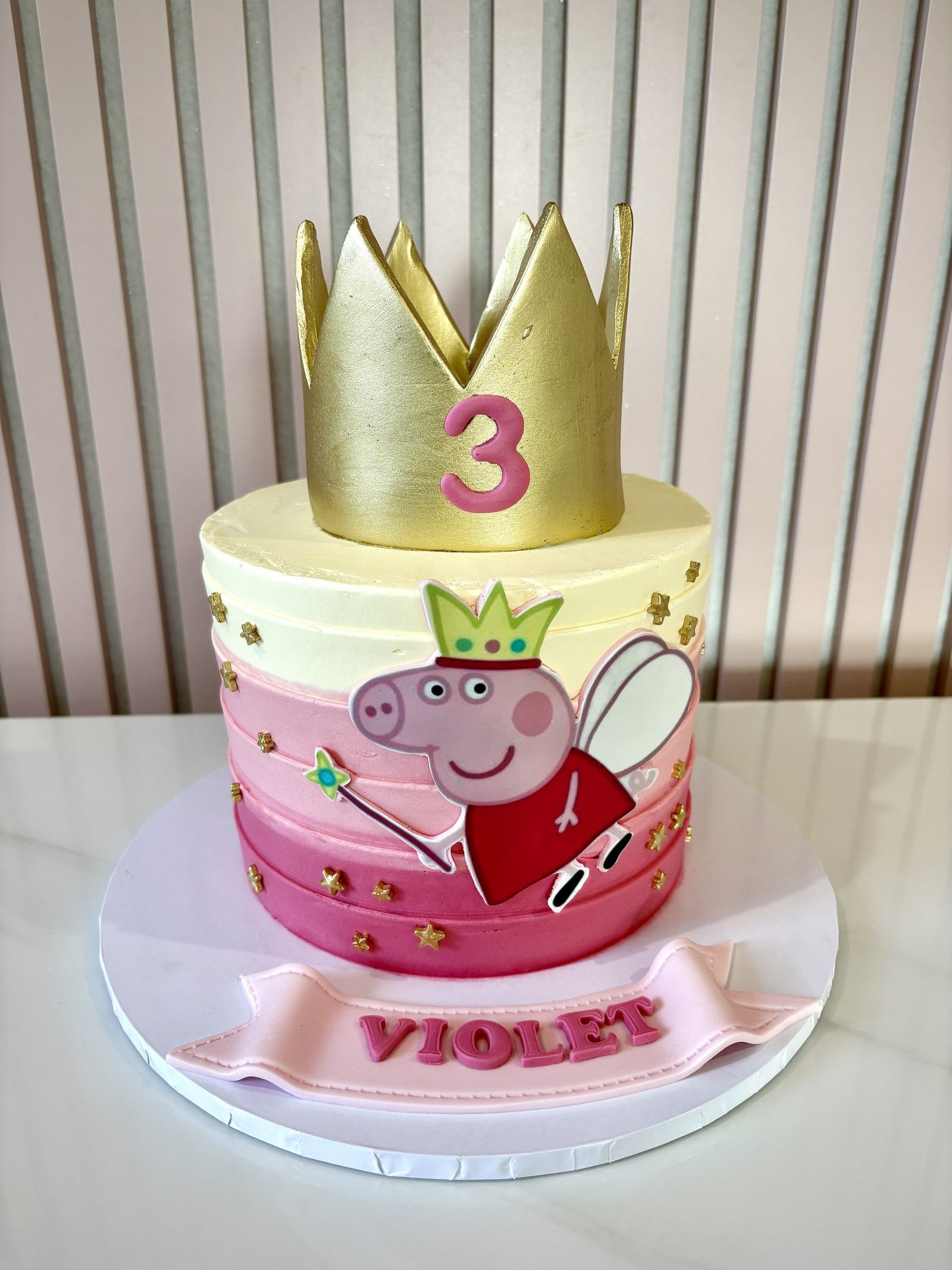 Peppa Pig Cake V12